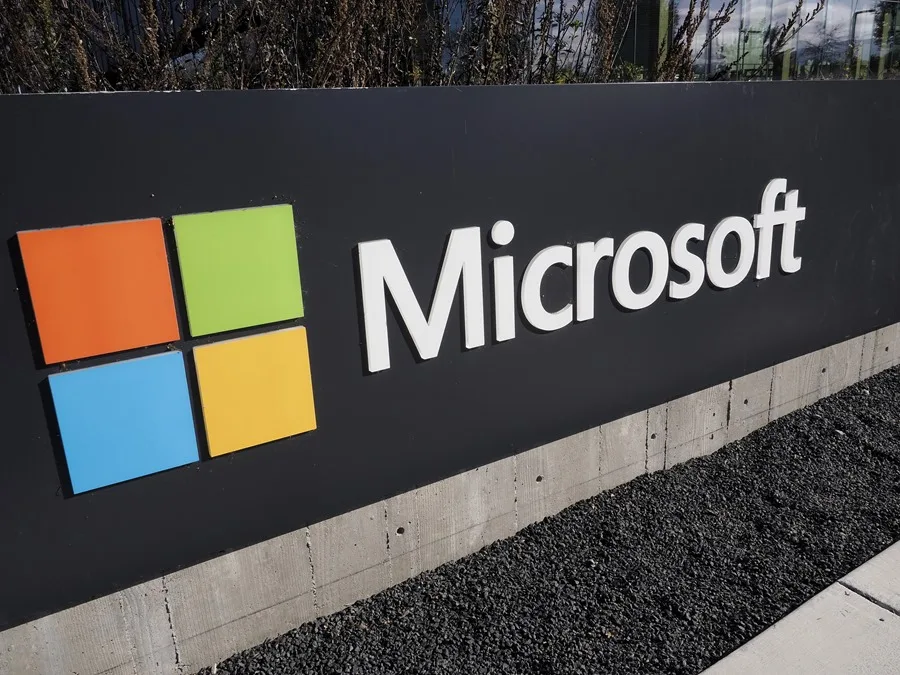 Microsoft Desata la IA: Ganancias Ascienden a 74.599 Millones de Dólares