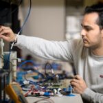Nuevo chip reduce a la mitad el consumo energético de la IA
