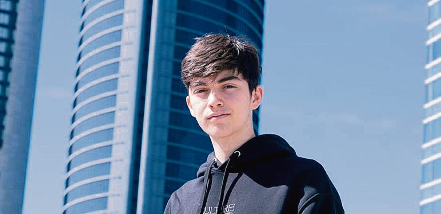 Joven prodigio tech: De gamer a millonario antes de los 20.