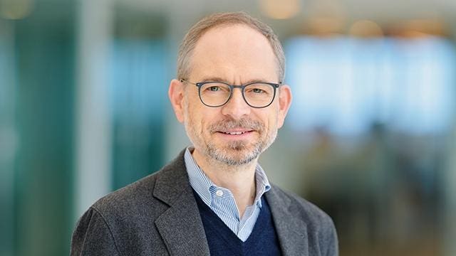 Matt Calkins: La IA por sí sola es inútil