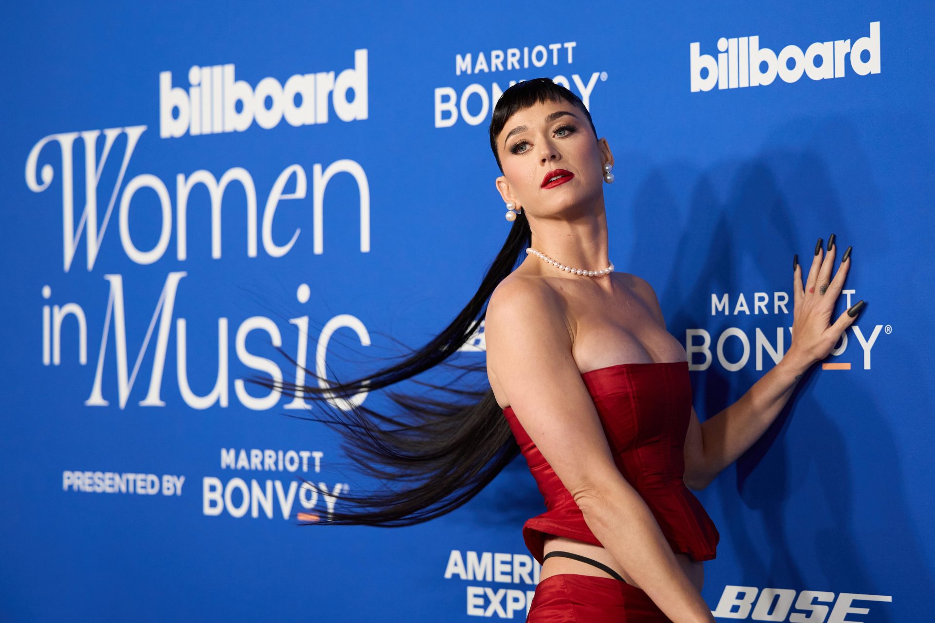 Exclusiva: Billie, Nicki y 200 estrellas ¡exigen un alto a la IA! 35 Exclusiva: Billie, Nicki y 200 estrellas ¡exigen un alto a la IA!
