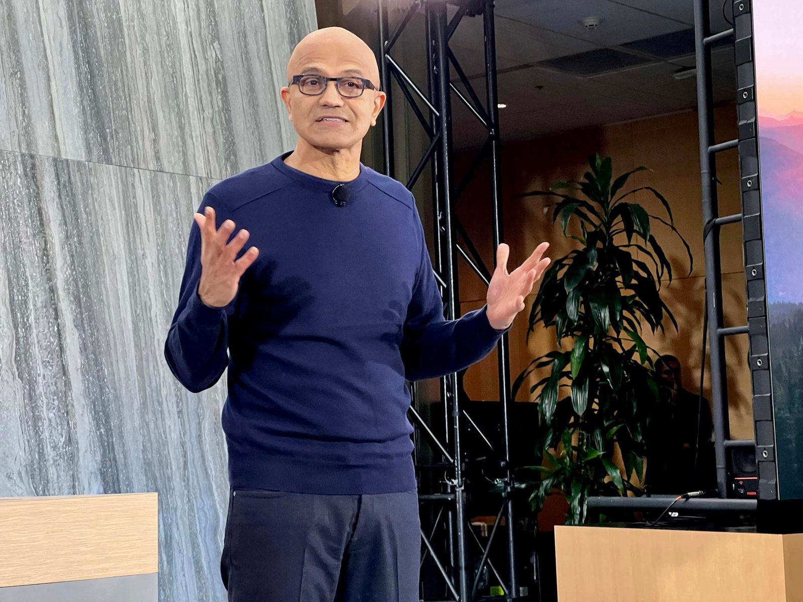 El director general de la tecnológica de Microsoft, Satya Nadella, en una fotografía de archivo. EFE/Sarah Yañéz-Richards