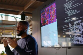 La IA transforma la programación: Tres visionarios comparten sus claves
