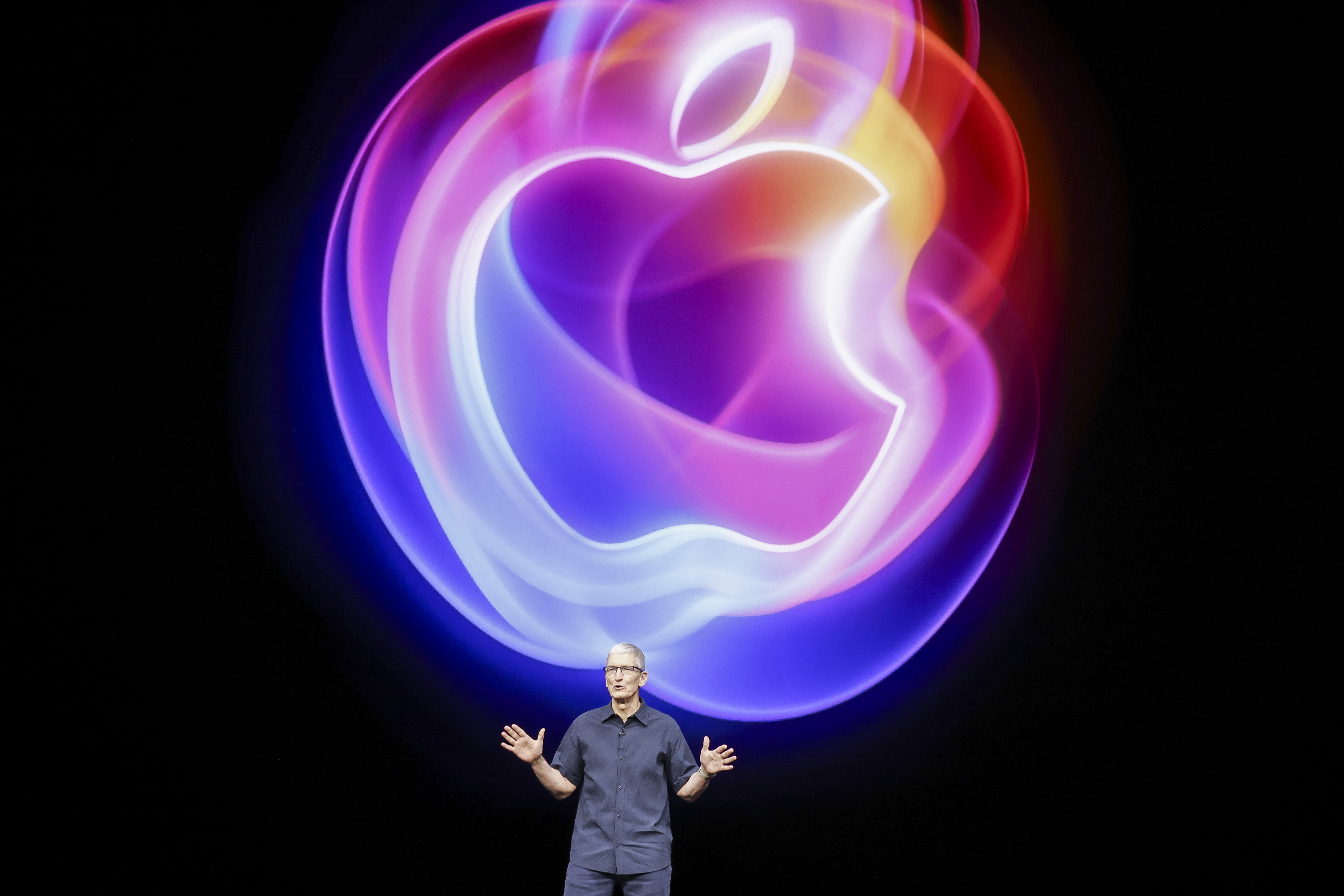 El tropiezo de Apple Intelligence: Retrasos, reorganización y una demanda ensombrecen su futuro