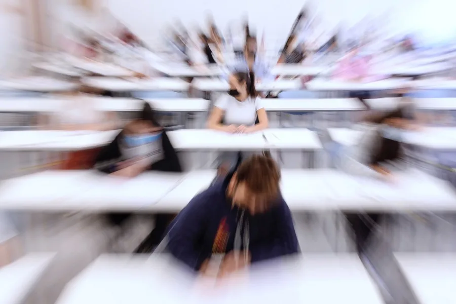 La IA revoluciona las aulas: ¿Aliada o amenaza para el aprendizaje?