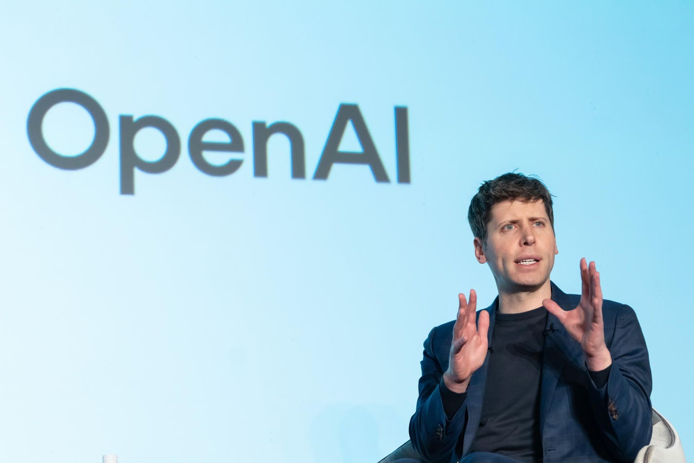 OpenAI y el genio tras el iPhone se unen para crear el futuro de la IA