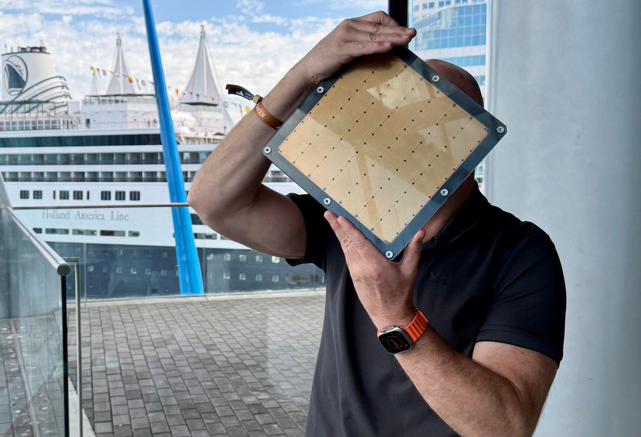 El Gigante de Silicio Desafía a NVIDIA: Récord Mundial en Velocidad de IA