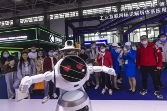 Honor desafía el futuro: Robots made in China impulsados por IA